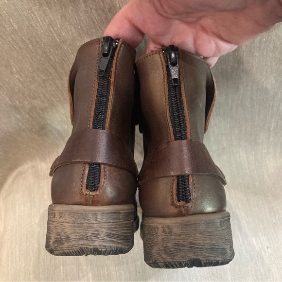 BUENO Sz 36 Sunderland Metallic Two Toned Back Zipper Laces Ankle Leather Boots - Picture 7 of 10